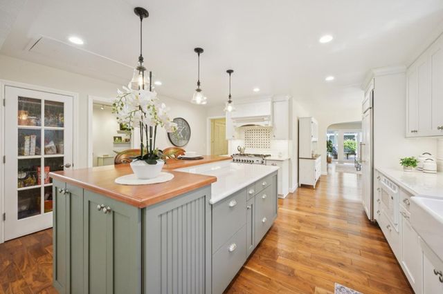 124 Massol Avenue, Los Gatos, CA 95030