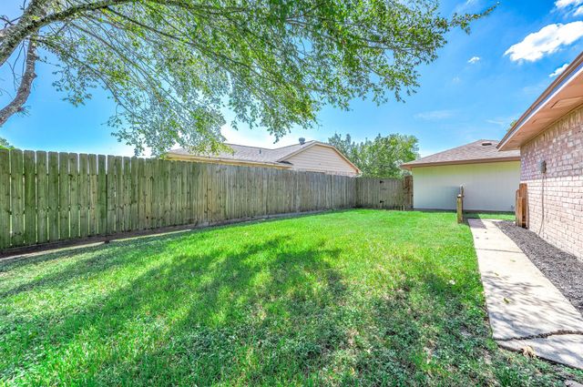 16423 Hibiscus Lane, Friendswood, TX 77546