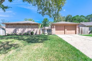 16423 Hibiscus Lane, Friendswood, TX 77546