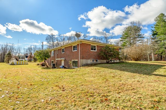 1436 North Road, Killingly, CT 06241