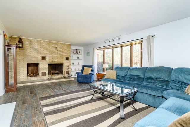 1436 North Road, Killingly, CT 06241