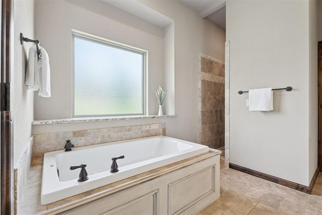 6301 Valley View Road, Edmond, OK 73034