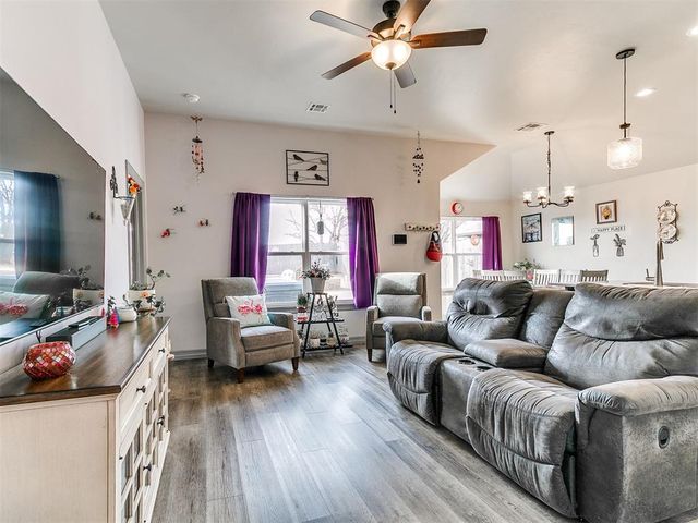 9125 Yassir Boulevard, Yukon, OK 73099