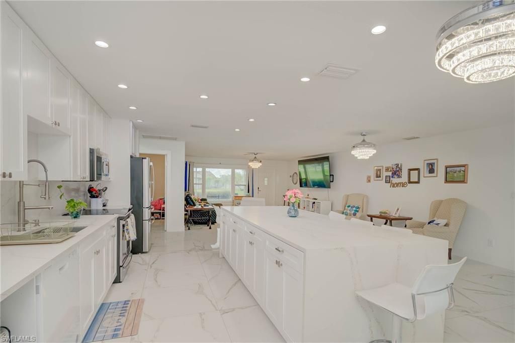 14539 Riverside DR, FORT MYERS, FL 33905 — photo 5