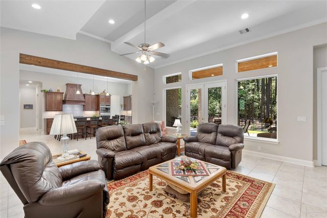 166 Rim Rock Road, Huntsville, TX 77340