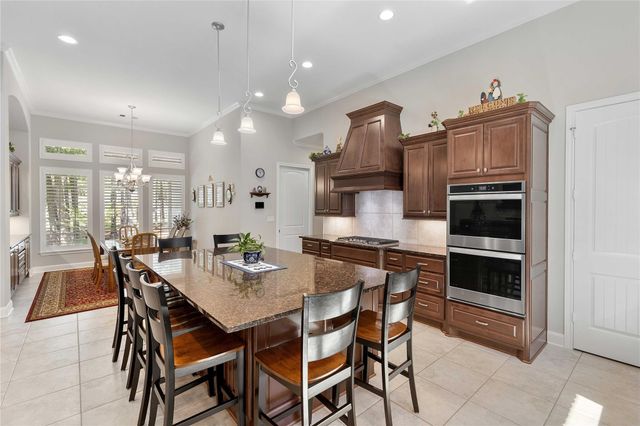 166 Rim Rock Road, Huntsville, TX 77340