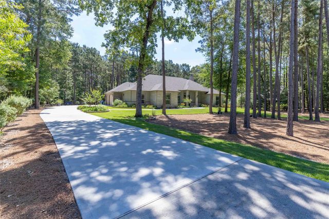 166 Rim Rock Road, Huntsville, TX 77340