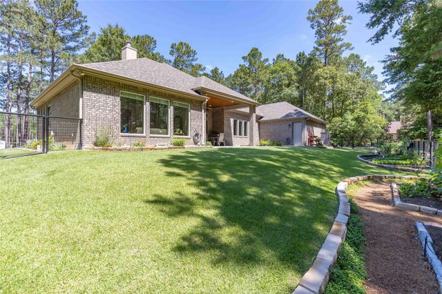 166 Rim Rock Road, Huntsville, TX 77340