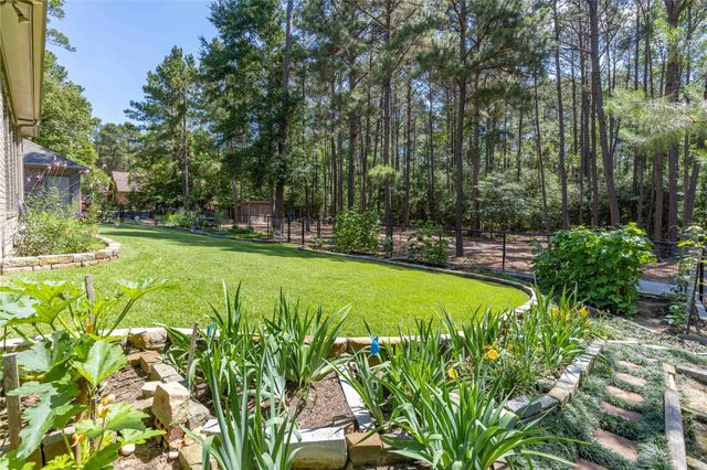 166 Rim Rock Road, Huntsville, TX 77340