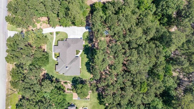 166 Rim Rock Road, Huntsville, TX 77340