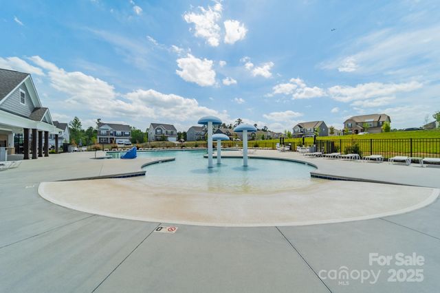 127 Slip Shot Lane, Troutman, NC 28166