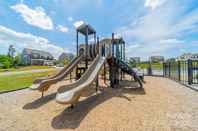 127 Slip Shot Lane, Troutman, NC 28166