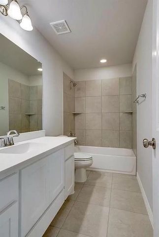 1128 Ivory Horn Drive, Carrollton, TX 75010