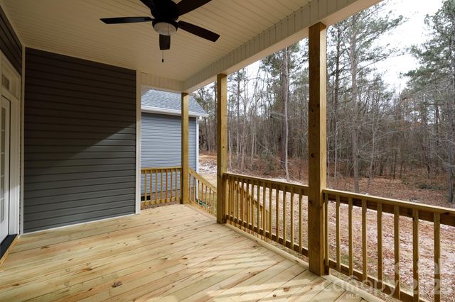 502 Squaw Lane, Edgemoor, SC 29712