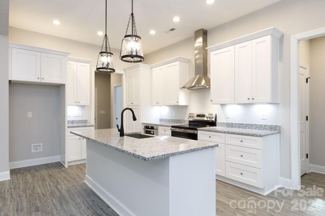 502 Squaw Lane, Edgemoor, SC 29712