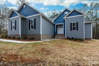 502 Squaw Lane, Edgemoor, SC 29712
