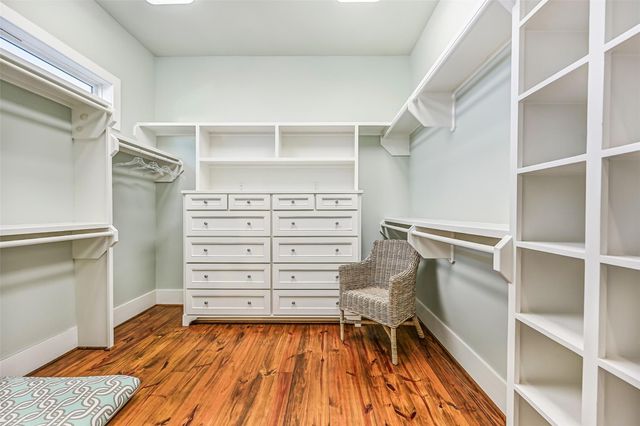 2910 11 Mile Road, Galveston, TX 77554