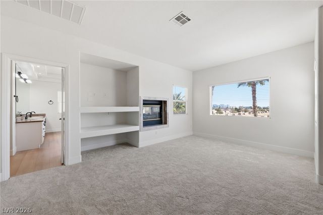 5424 Castle Vista Court, Las Vegas, NV 89118