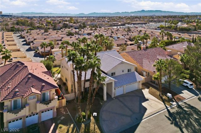 5424 Castle Vista Court, Las Vegas, NV 89118