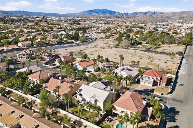 5424 Castle Vista Court, Las Vegas, NV 89118