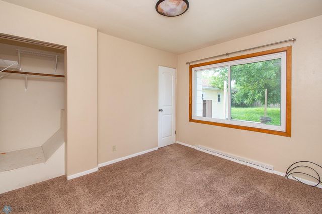 1421 17th Street S, Moorhead, MN 56560