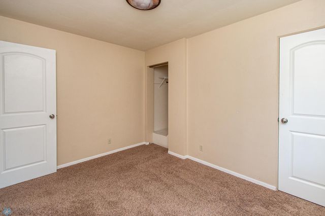 1421 17th Street S, Moorhead, MN 56560