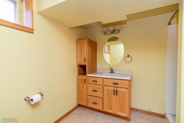 1421 17th Street S, Moorhead, MN 56560