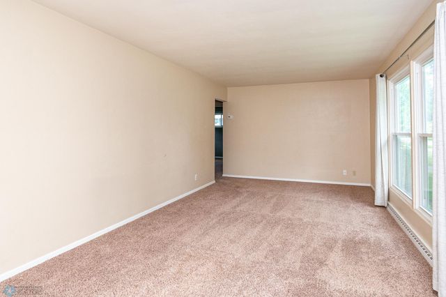 1421 17th Street S, Moorhead, MN 56560