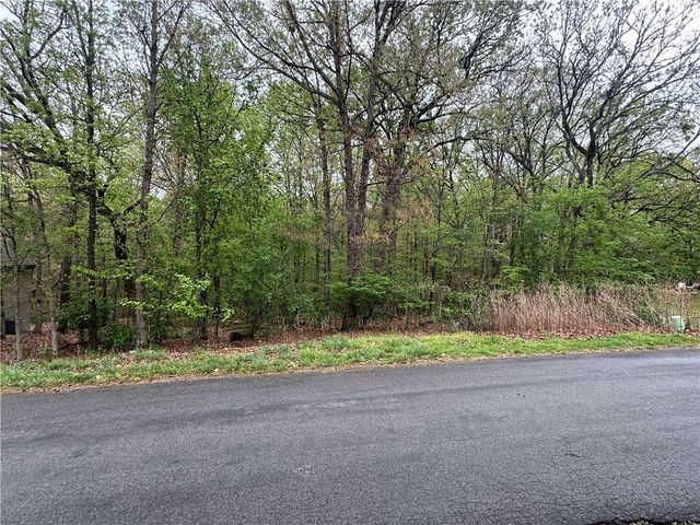 Duxford Circle, Bella Vista, AR 72714