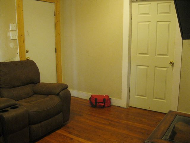 603 N Parks Avenue, Breckenridge, TX 76424