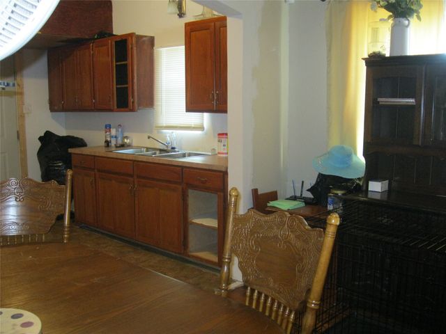 603 N Parks Avenue, Breckenridge, TX 76424