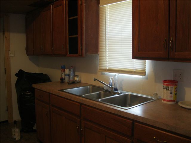 603 N Parks Avenue, Breckenridge, TX 76424