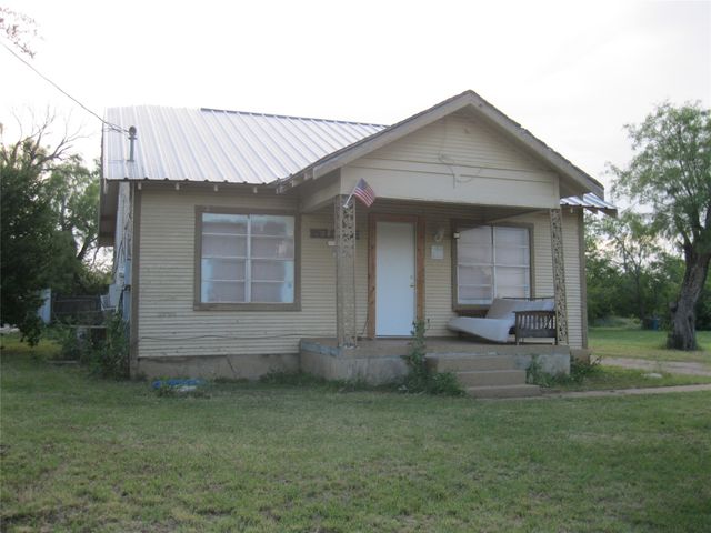 603 N Parks Avenue, Breckenridge, TX 76424
