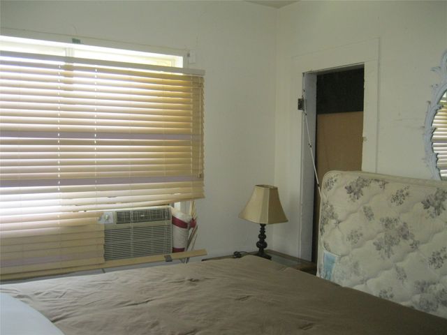 603 N Parks Avenue, Breckenridge, TX 76424