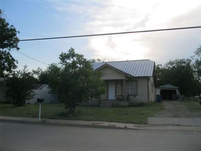603 N Parks Avenue, Breckenridge, TX 76424