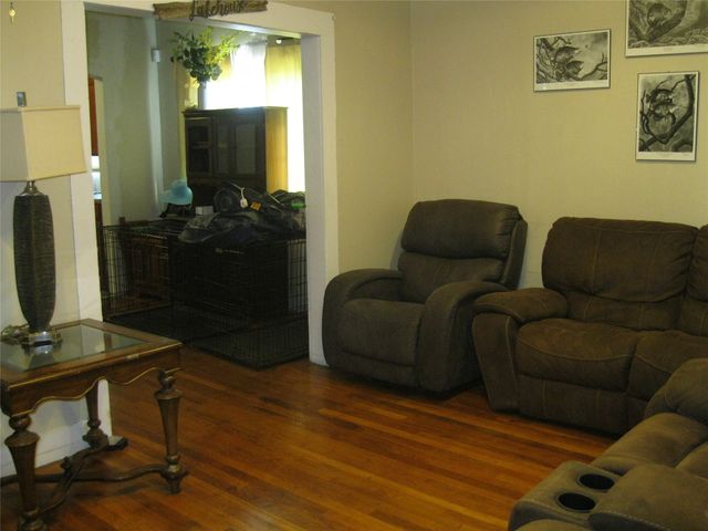 603 N Parks Avenue, Breckenridge, TX 76424