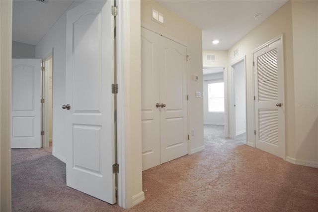 467 ARBOR LAKES DRIVE, Davenport, FL 33896