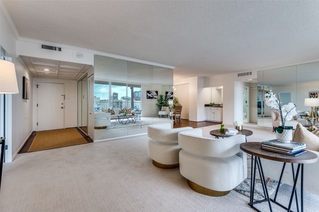 3310 Fairmount Street 12E, Dallas, TX 75201