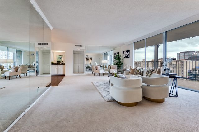 3310 Fairmount Street 12E, Dallas, TX 75201