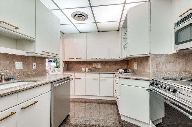 3310 Fairmount Street 12E, Dallas, TX 75201