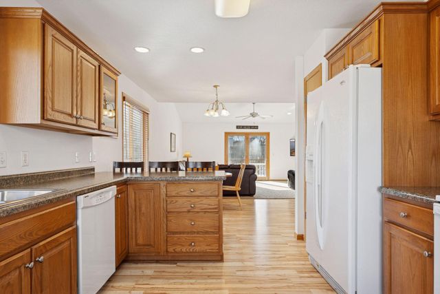 347 Brookestone Drive SE, Rochester, MN 55904