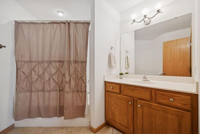 347 Brookestone Drive SE, Rochester, MN 55904