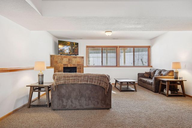 347 Brookestone Drive SE, Rochester, MN 55904