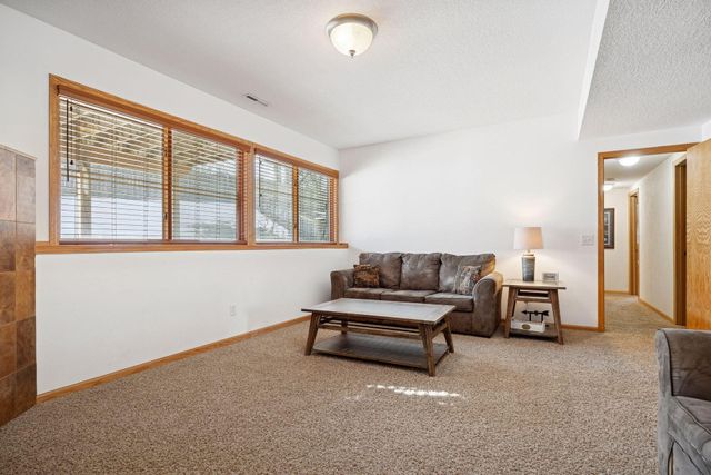 347 Brookestone Drive SE, Rochester, MN 55904