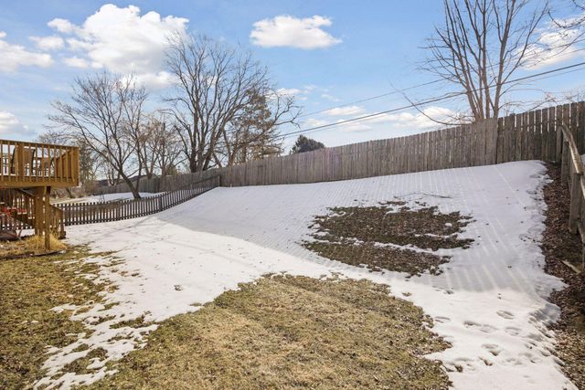 347 Brookestone Drive SE, Rochester, MN 55904