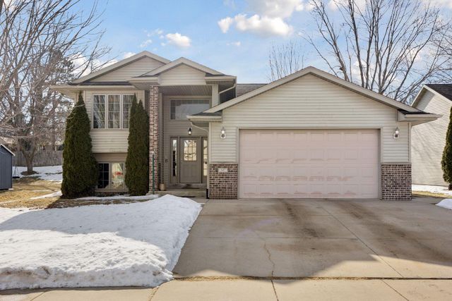 347 Brookestone Drive SE, Rochester, MN 55904