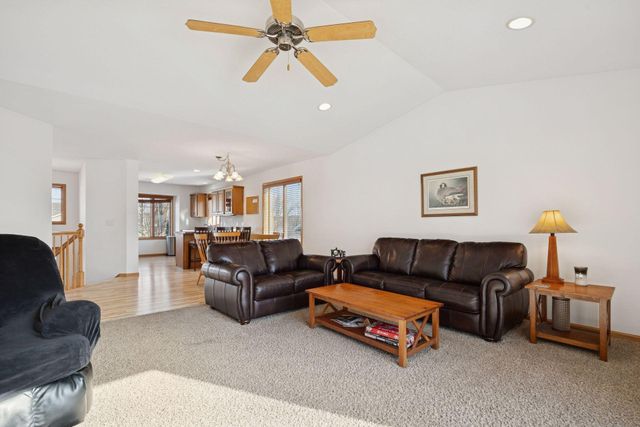 347 Brookestone Drive SE, Rochester, MN 55904