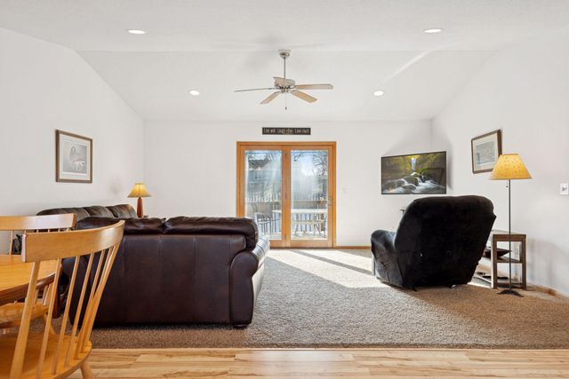 347 Brookestone Drive SE, Rochester, MN 55904