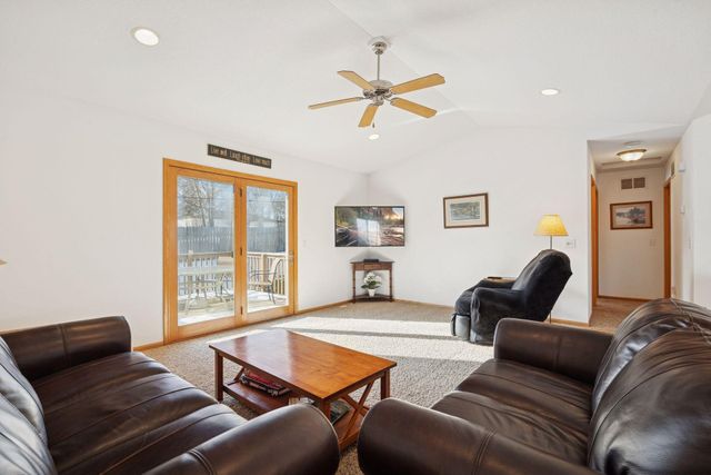 347 Brookestone Drive SE, Rochester, MN 55904