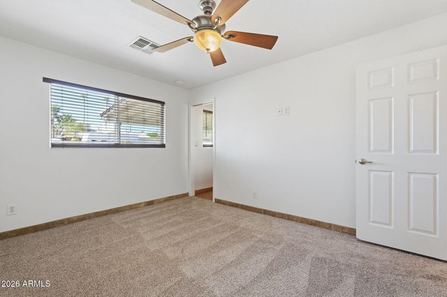 8702 E SHERIDAN Street, Scottsdale, AZ 85257